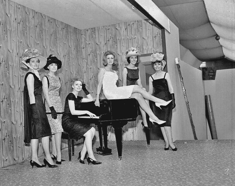 Models at the Ideal Home Exhibition at Waverley Market, 1959