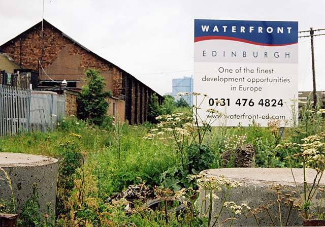 Edinburgh Waterfront  -  Waterfront Sign  -  19 June 2002