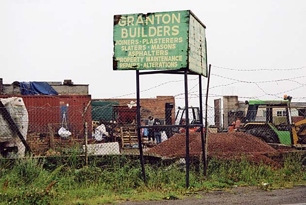 Edinburgh Waterfront  -  Granton Builders  -  28 July 2002