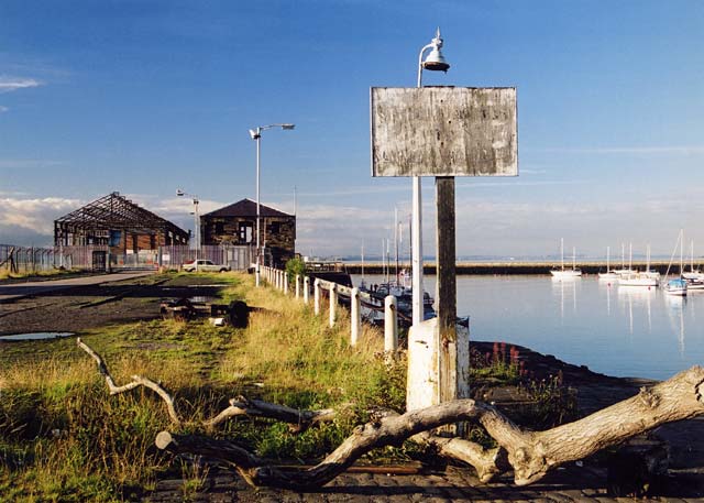 Edinburgh Waterfront  -   Middle Pier  -  19 August 2002