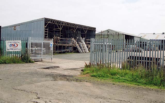 Edinburgh Waterfront  -  DSL Scaffolding  -  25 August 2002