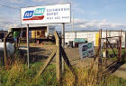 Edinburgh Waterfront  -  Zoom-in to Flo Gas Yard, West Shore Road  -  6 October 2002