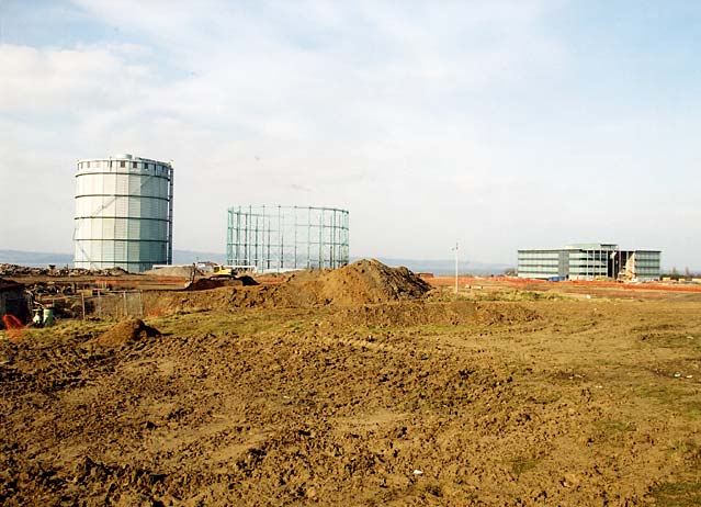 Edinburgh Waterfront  -  Looking from West Harbour Road towards the three gasometers and the new Scottish Gas building