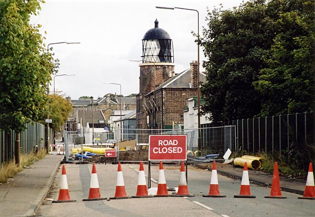 Edinburgh Waterfront  -  Roadworks in West Harbour Road  -  28 September 2003
