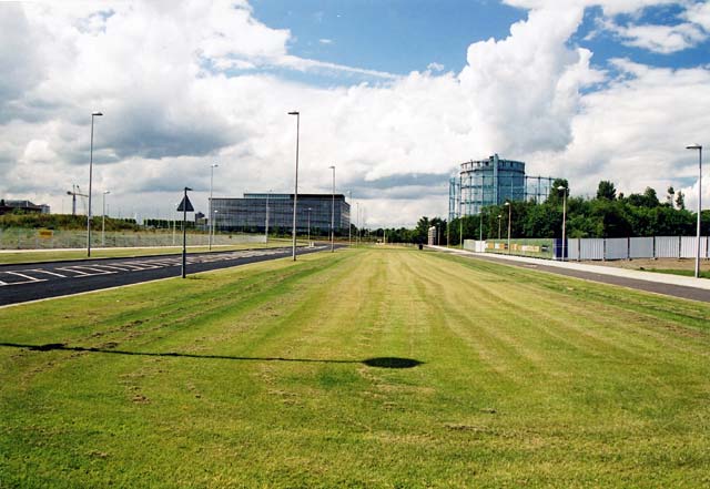 Edinburgh Waterfront  -  Waterfront Avenue, four days after it was opened  -  22 Jine 2004