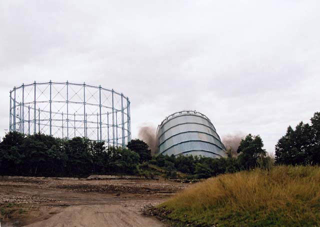Edinburgh Waterfront  -  Demolition of one of the gasometers by controlled explosion  -  15 August 2004