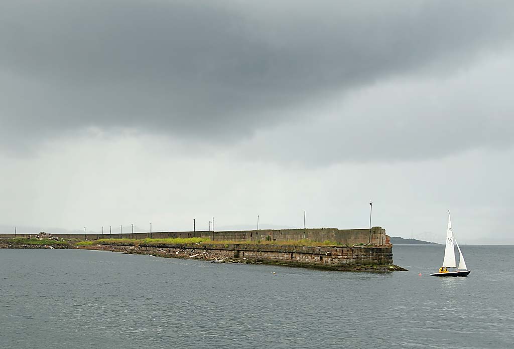 Sailing out of Granton Harbour  -  Looking from Granton Eastern Breakwater towards Western Breakwater and rgw northern tip of Cramond Island  -  July 2006