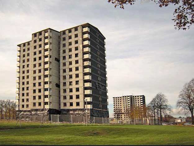 Demolition of Gracemount High Rise Flats, SE Edinburgh, October 2009