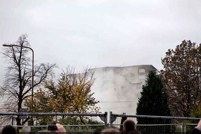 Demolition of Gracemount High Rise Flats, SE Edinburgh, October 2009