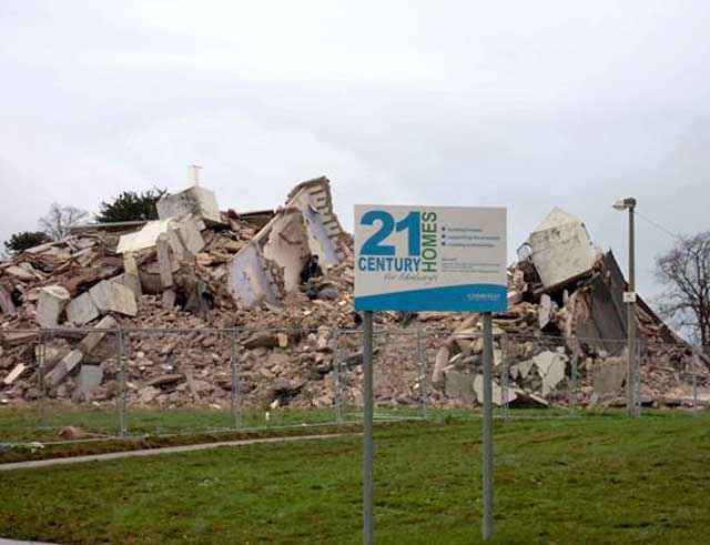 Demolition of Gracemount High Rise Flats, SE Edinburgh, October 2009