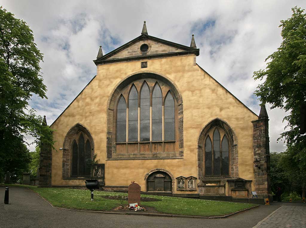 Greyfriar's Church and Greyfriar's Bobby's Gravestone