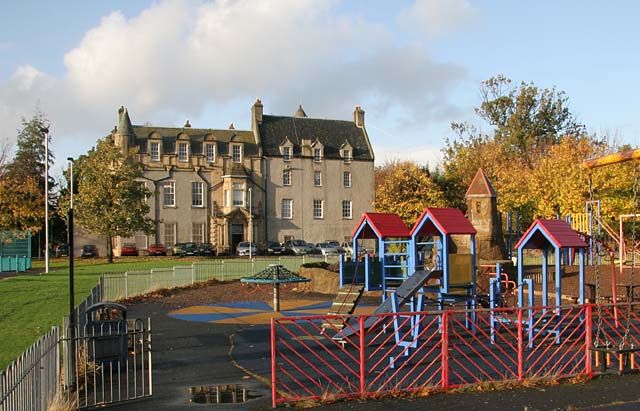 Inch House, Inch Park  -  Photographed 2 November 2005