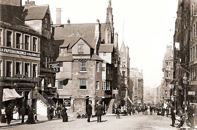 John Knox House, High Street, Edinbrurgh  -  Photograph by J Patrick