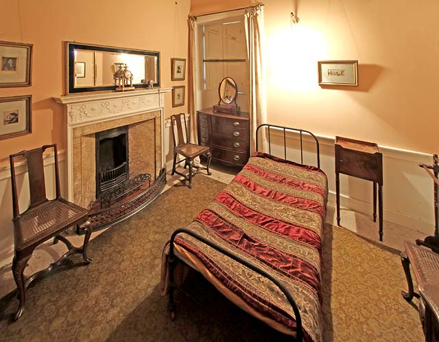 Lauriston Castle - Guest Bedroom No.5 - October 2011