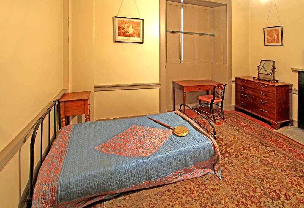 Lauriston Castle - Maid's Bedroom - October 2011