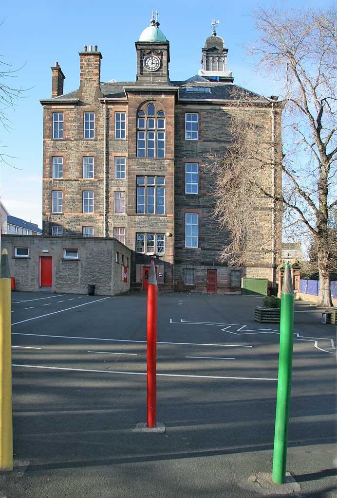 View of Leith Primary School from Duncan Place, Leith Links  -  October 2007