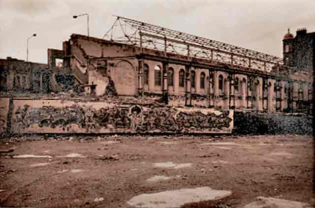 Miller's London Road Foundry, photographed after its closure in 1991