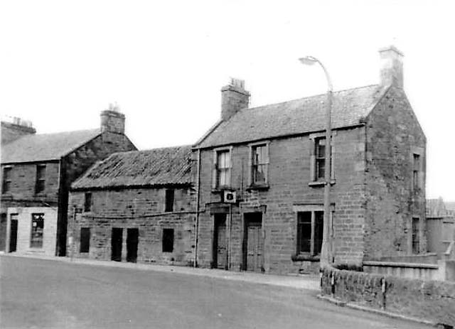 Longstone Inn, Longstone Road  -  photographed around 1960