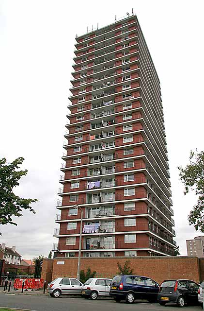 Towerblock at Muirhouse  -  2006