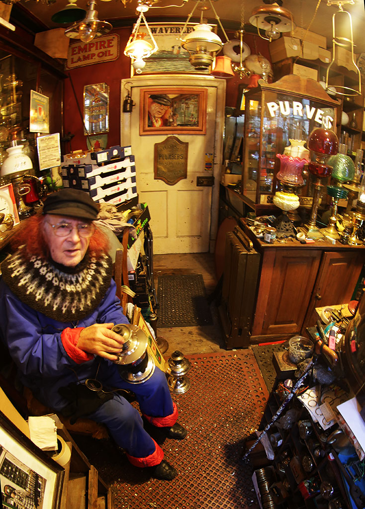 Mr Purves' Lamp Emporium at 59 St Stephen Street, Stockbridge