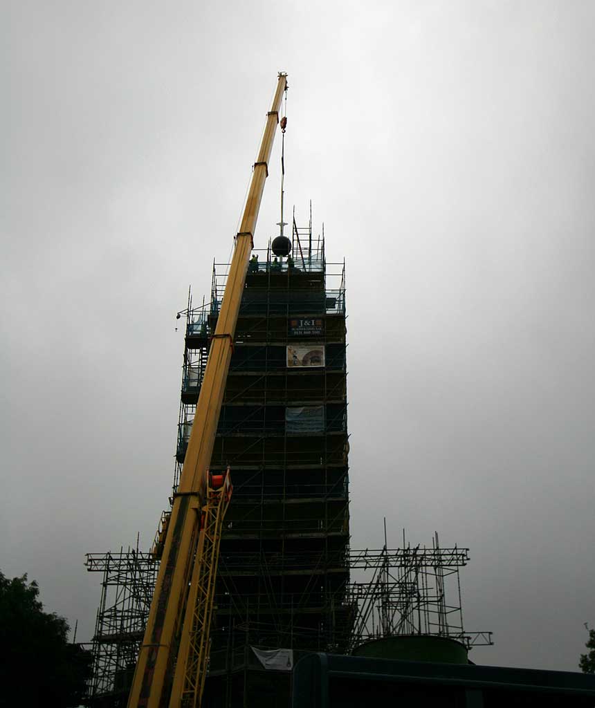 The time ball is raised to the top of of the Nelson Monument