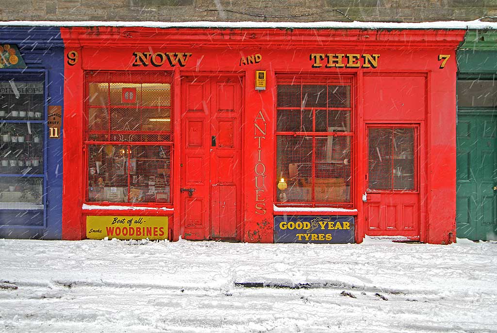  Edinburgh Shops - 7 + 9 West Crosscauseway - 'Now and Then'