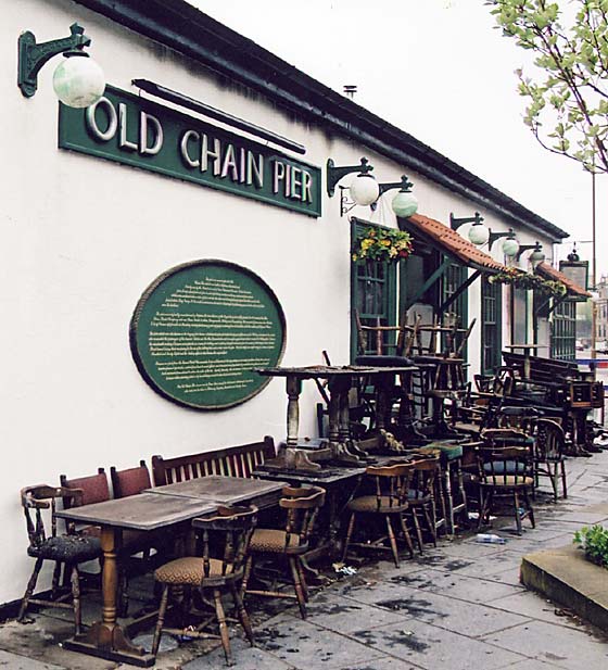 Furniture in front of The Old Chain Pier following the fire  -  April 2004