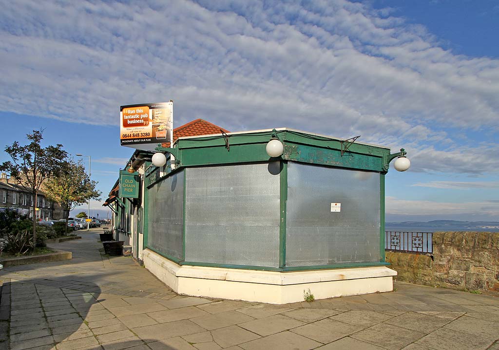 Old Chain Pier bar - September 2011