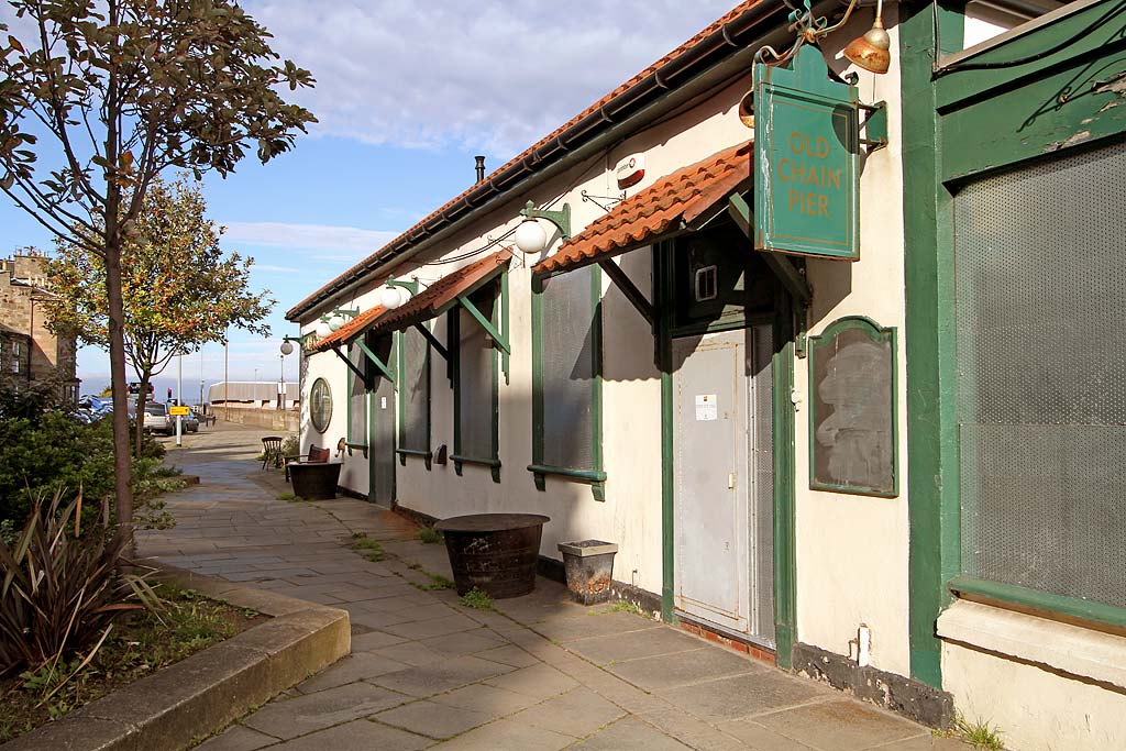 Old Chain Pier bar - September 2011