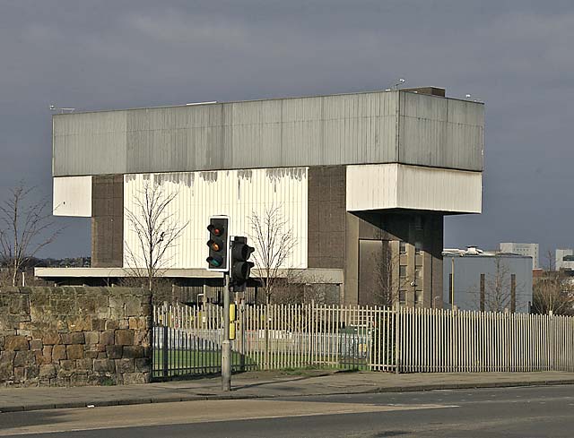 Looking across Broughton Road  to the Powderhall Incinerator, built 1970