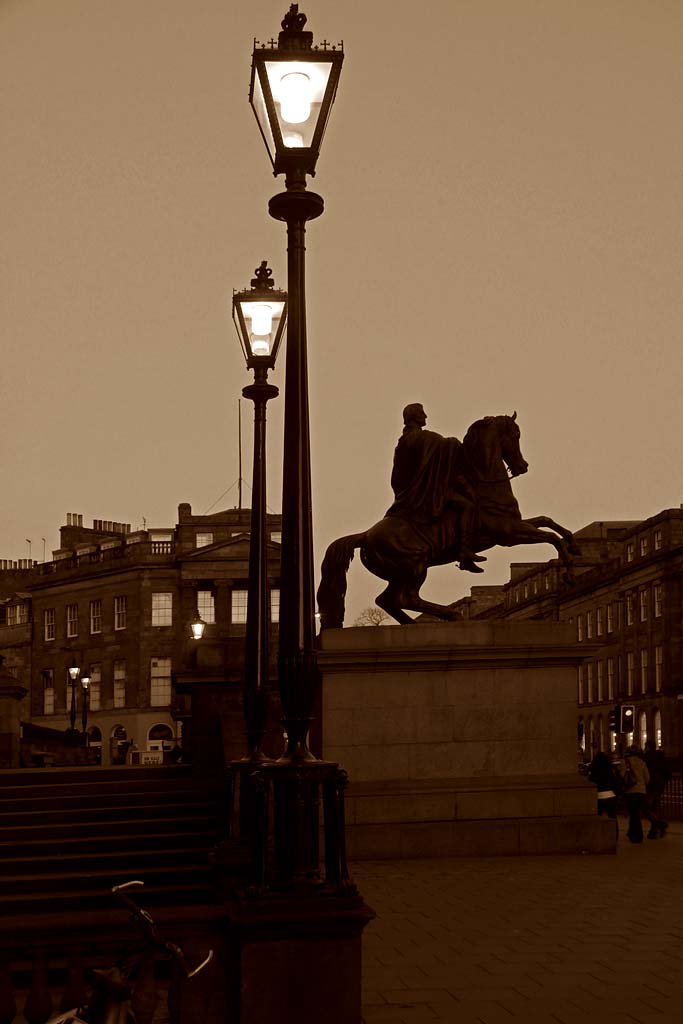 Statue to Duke of Wellington and Lamp Posts outside Register House -  looking west