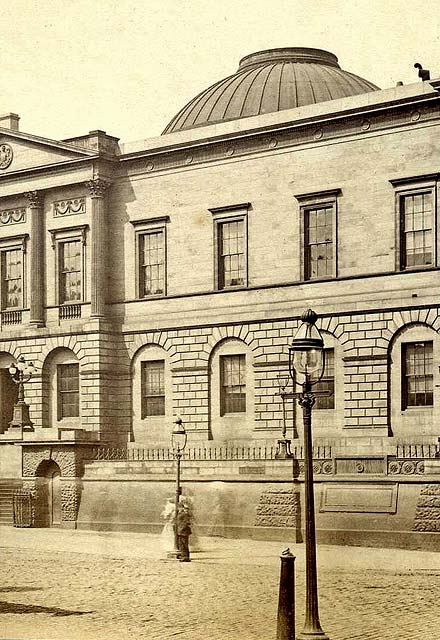 Tower Wagons on North Bridge  -  Register House in the background