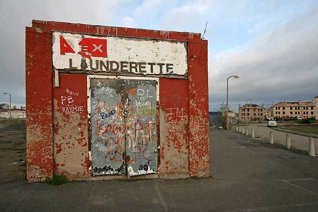 Rex Launderette at the corner of Wauchope Avenue and Wauchope Crescent  -  2006