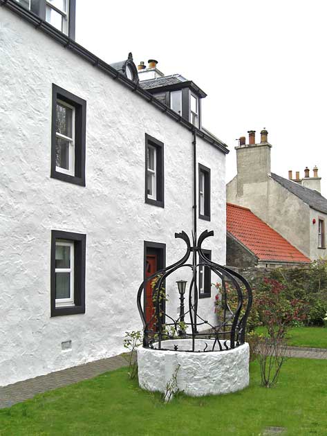 The original Robin's Nest Inn, Ellen's Glen Road, Gilmerton