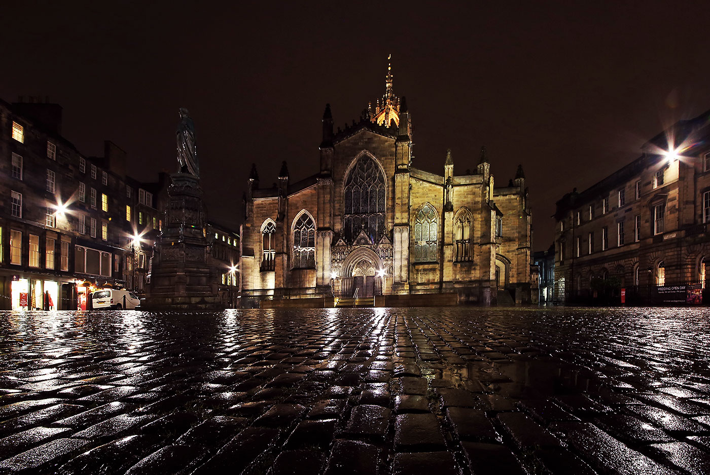 St Giles Church, High Street, Edinburgh  -  Wet Weather, January 2014