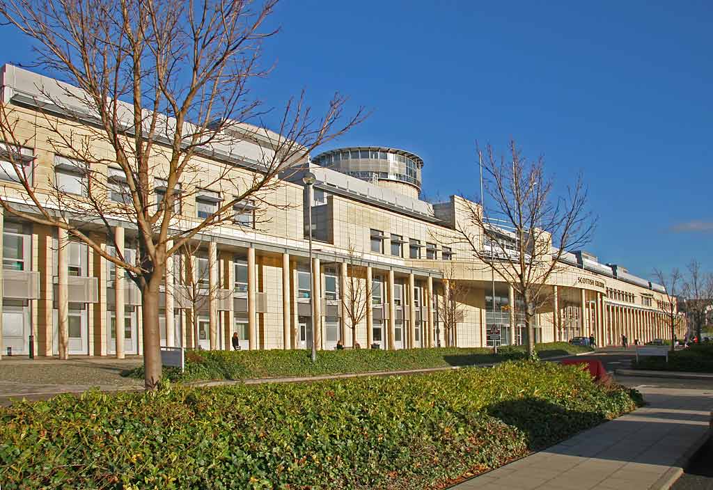 Scottish Government Office  -  Victoria Quay, Leith  -  September 2007