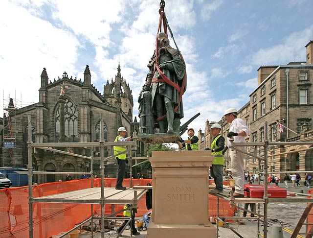 Installation of Statue of Adam Smith, beside the Mercat Cross in the Royal Mile  -  June 30, 2008