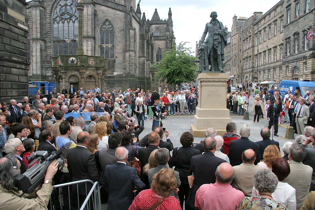 Unveiling of Statue of Adam Smith, beside the Mercat Cross in the Royal Mile  -  July 4, 2008