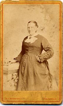 Bashford  -  carte de visite of a lady  -  Card with a tower on the back