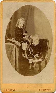 Richard Stuart Brown   -  Carte de Visite No 5  -  Studio at 2 Tollcross