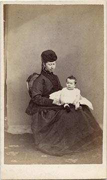 Carte de visite by Adam Diston - up to 1871 - Lady and baby