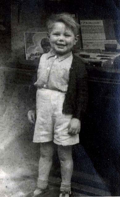 Kenneth Williamson -  one of the contributors to the EdinPhoto web site