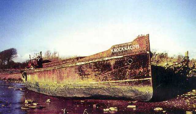 Steam Barge, 'Knocknagow'  -  Was it built in Leith?