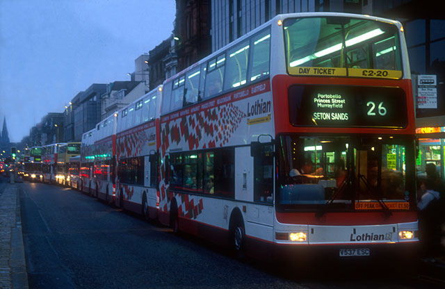 Buses in Princes Street  -  22 December 2000