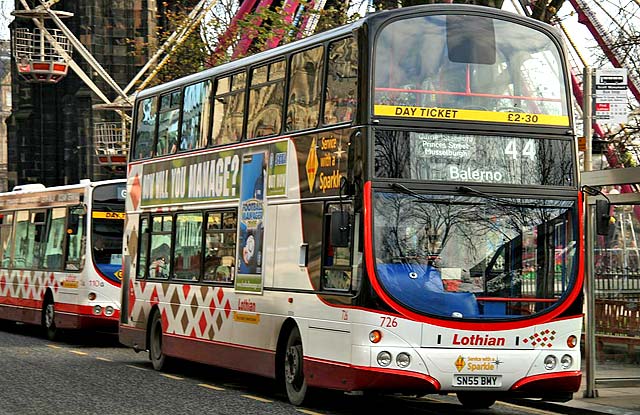 0_edinburgh_transport_buses_2005_bus_726_003726.jpg