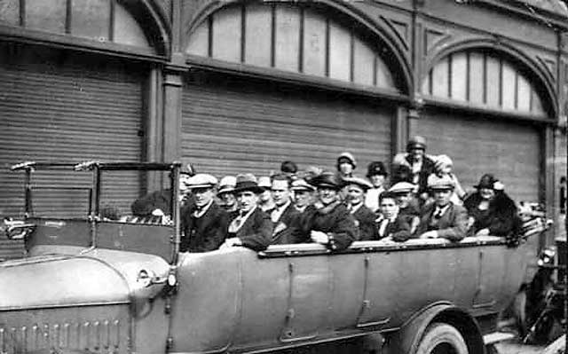 A Charabanc at Newhaven Fishmarket  -  Some time before 1928