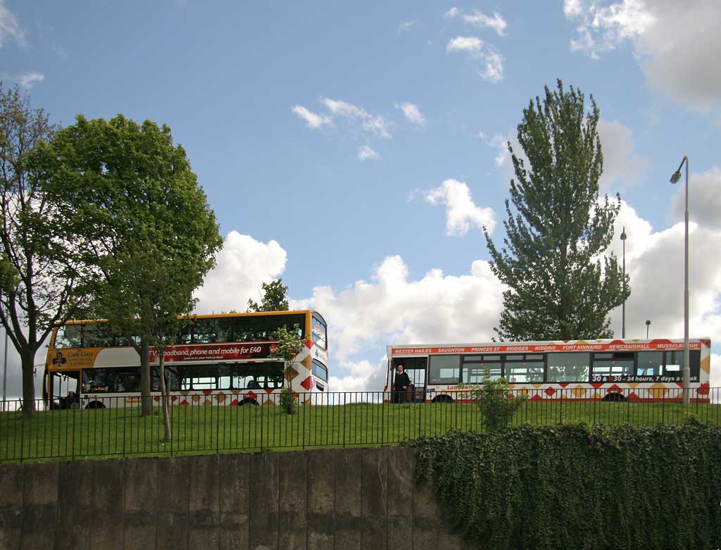 Lothian Buses  -  Terminus  - Clovenstone  -  Route 30