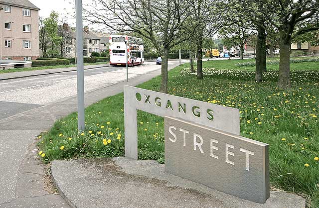 Lothian Buses  -  Terminus  -  Oxgangs  -  Route 5