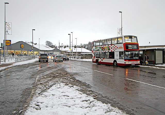 Lothian Buses  -  Terminus  -  Penicuik Town Centre -  Route 15