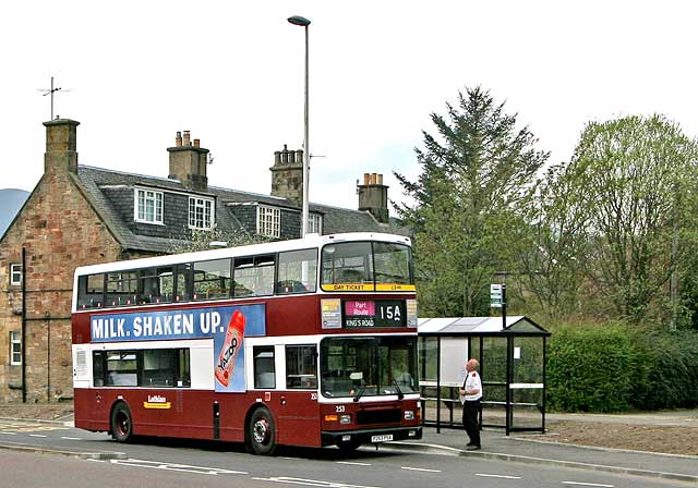 Lothian Buses  -  Terminus  -  Penicuik Town Centre -  Route 15
